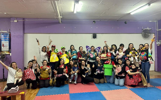 “Bailando con Bebés: El Primer Encuentro de Porteo Ergonómico en Valdivia fue todo un éxito"”