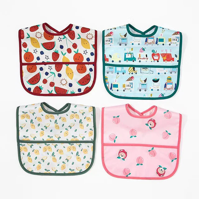 Babero Impermeable para Bebé con Broche – Protección Total en Cada Comida