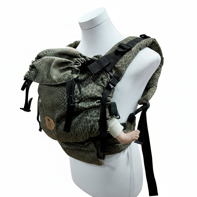 ÍCONO Design SAVAGE - Portabebé Ergonómico Evolutivo