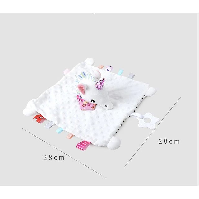 Toalla de Estimulación con Sonajero para Bebé