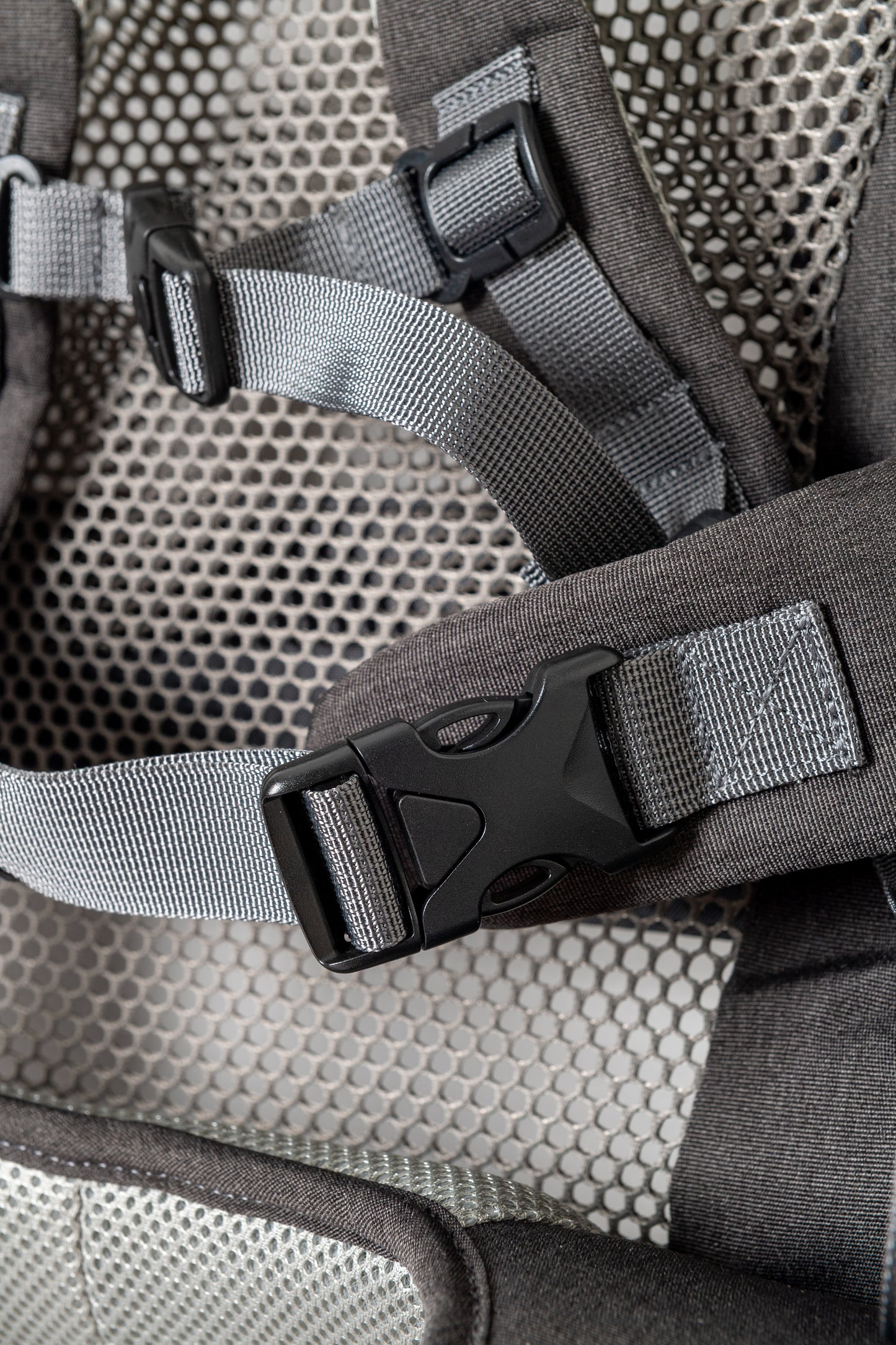 Kugan Carry Up Explorer – Mochila de Hombros para Aventuras en Familia