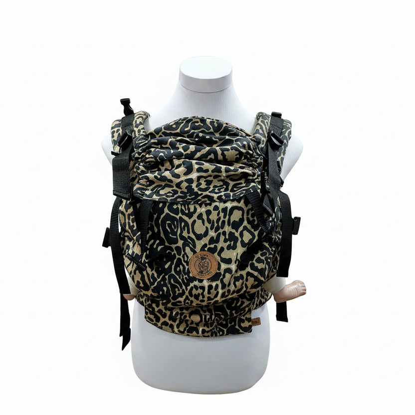 ÍCONO Design WILD- Portabebé Ergonómico Evolutivo